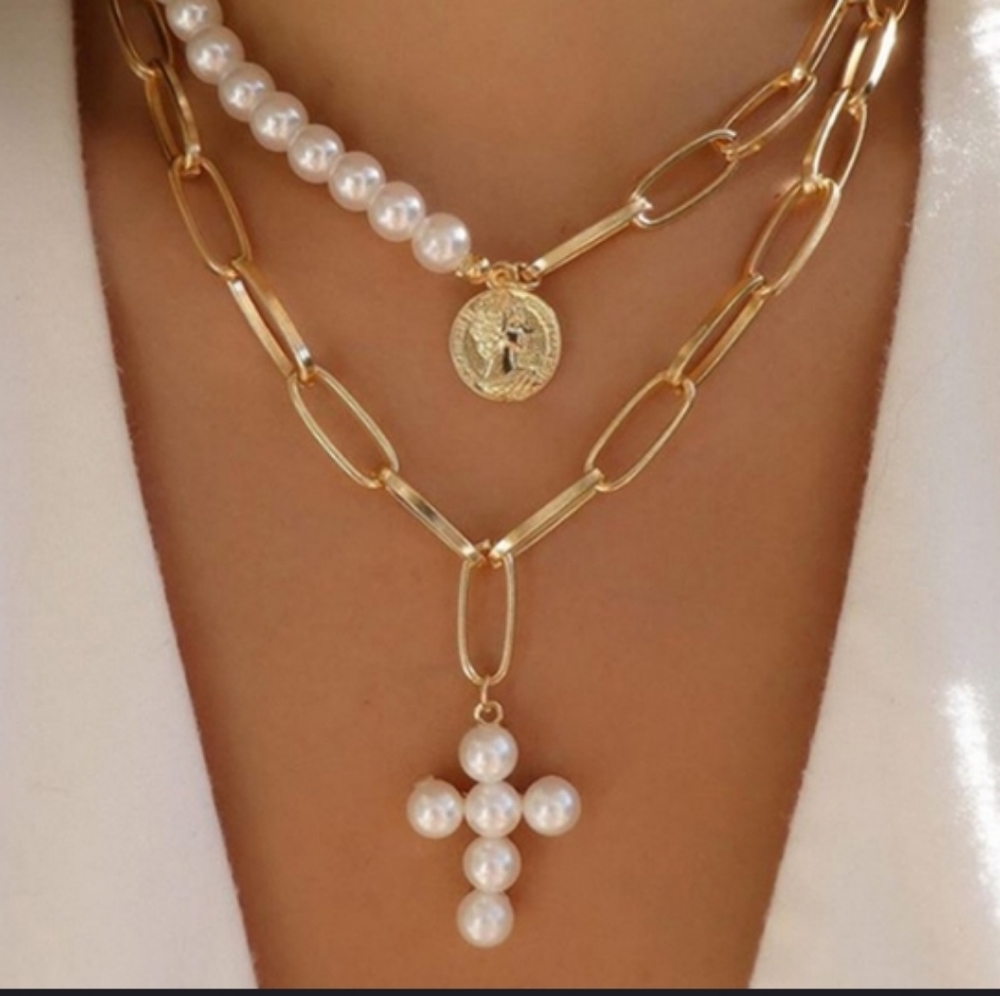 Major Trendy Statement Neclace